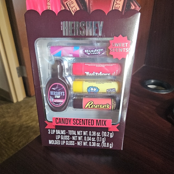 Hershey's Candy Scented Mix Lip Set - Picture 2 of 4